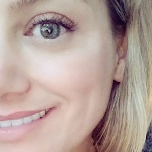 Meet your Posher, Shellie